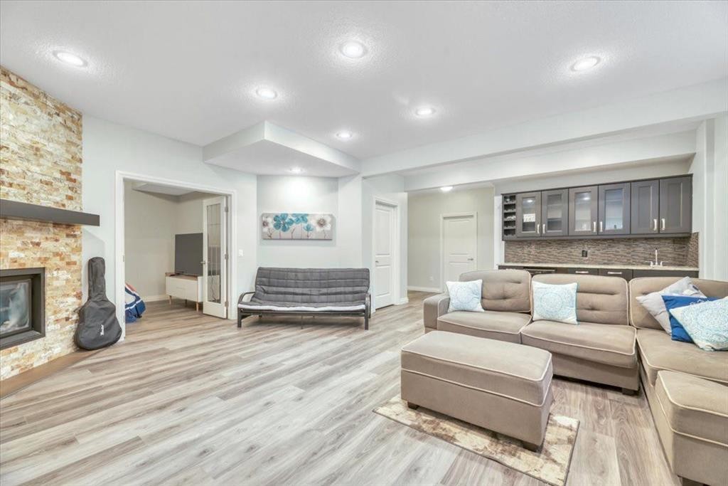 116 Chaparral Ravine View Se, Calgary, AB