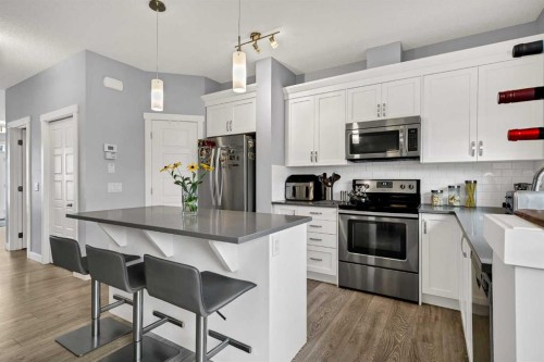 38 Sage Bluff Gate Nw, Calgary, AB 