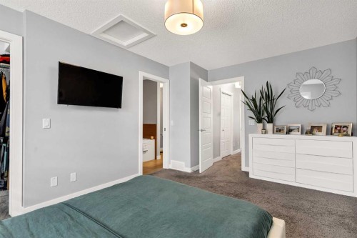 38 Sage Bluff Gate Nw, Calgary, AB 