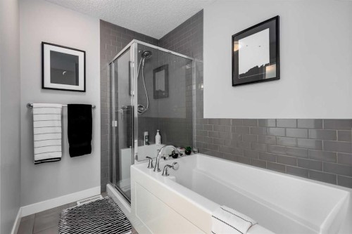38 Sage Bluff Gate Nw, Calgary, AB 