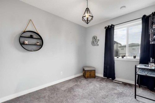 38 Sage Bluff Gate Nw, Calgary, AB 