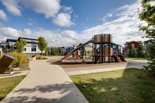 38 Sage Bluff Gate Nw, Calgary, AB 