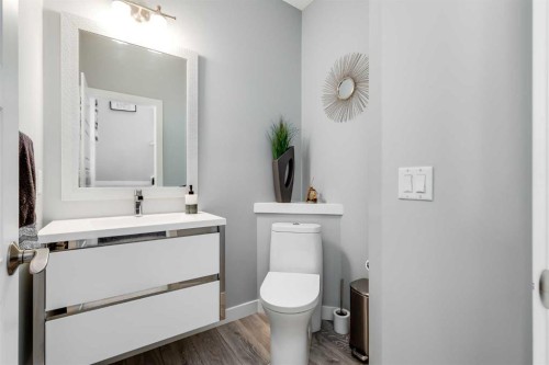 38 Sage Bluff Gate Nw, Calgary, AB 