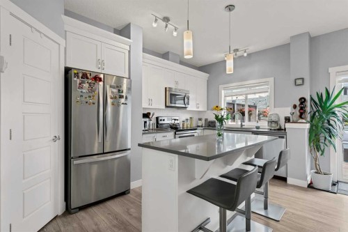 38 Sage Bluff Gate Nw, Calgary, AB 