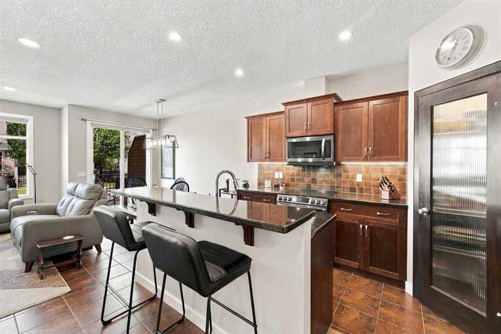 12-351 Monteith Drive Se, High River, AB
