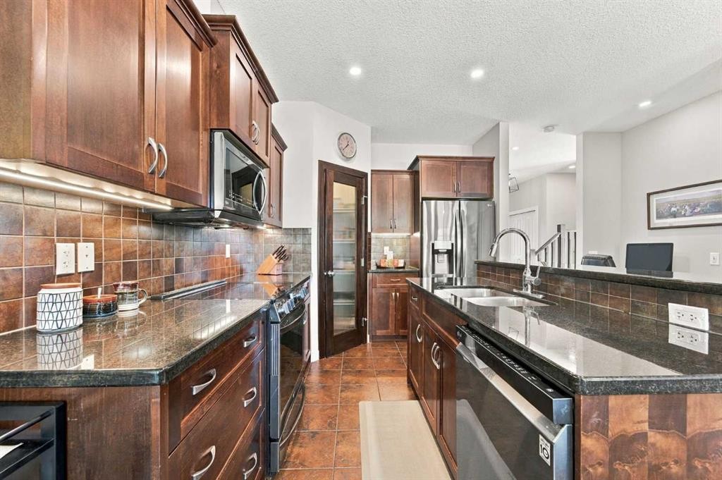 12-351 Monteith Drive Se, High River, AB