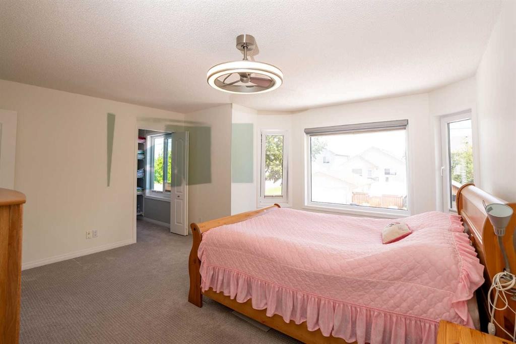 270 Somerside Park Sw, Calgary, AB