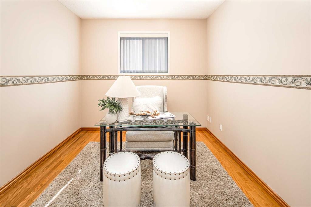 66 Royal Oak Grove Nw, Calgary, AB