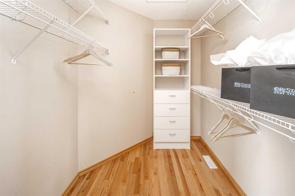 66 Royal Oak Grove Nw, Calgary, AB