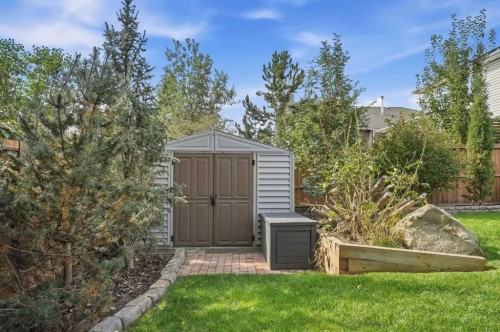 196 Riverview Close Se, Calgary, AB 