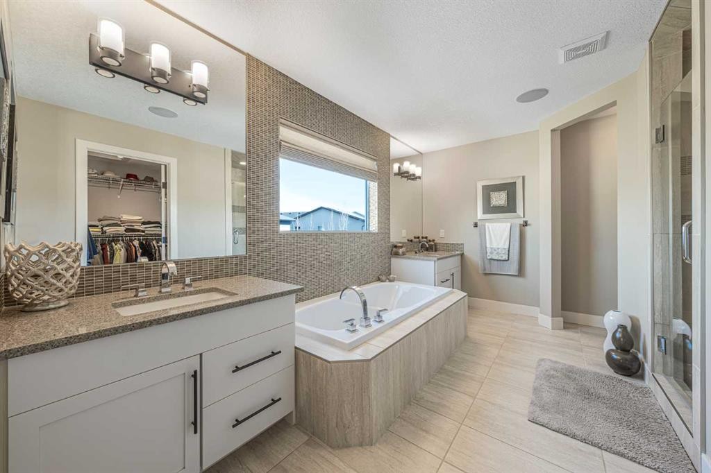 129 Aspenmere Drive, Chestermere, AB