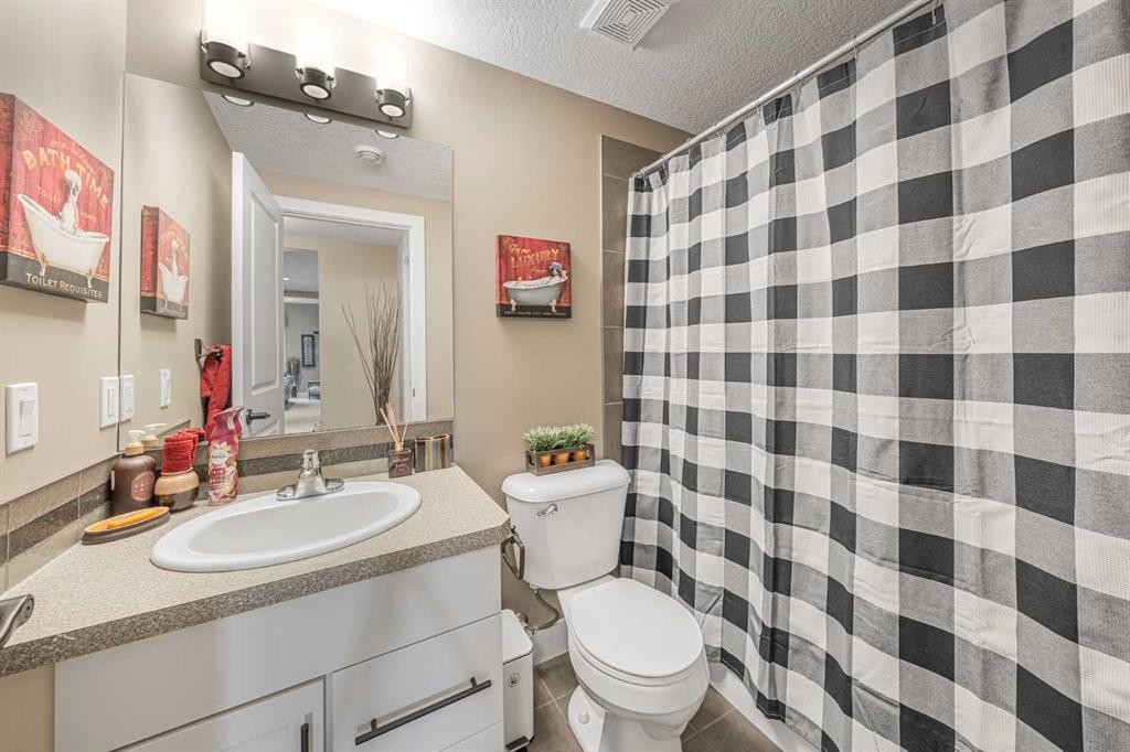 129 Aspenmere Drive, Chestermere, AB