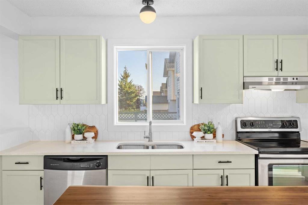 148 Arbour Wood Mews Nw, Calgary, AB