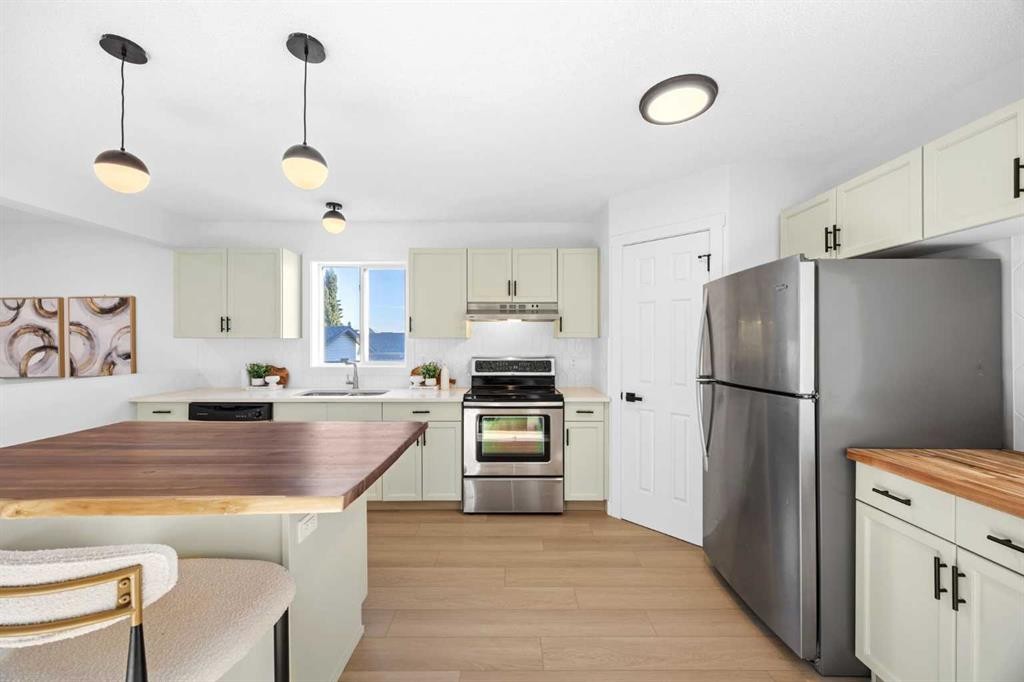 148 Arbour Wood Mews Nw, Calgary, AB