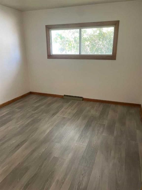 120 54 Avenue Nw, Calgary, AB