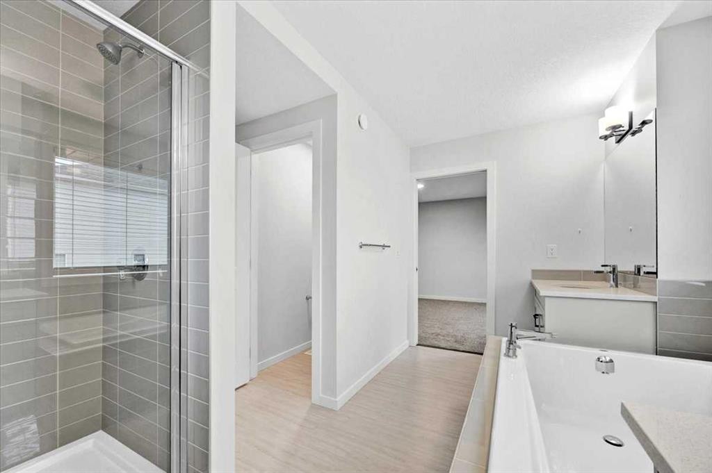 75 Versant Rise Sw, Calgary, AB