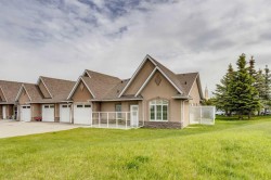 2-20 River Heights View Cochrane, AB T4C 0M9
