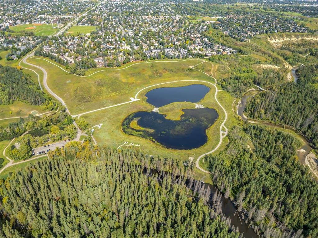 41 Evercreek Bluffs Crescent Sw, Calgary, AB