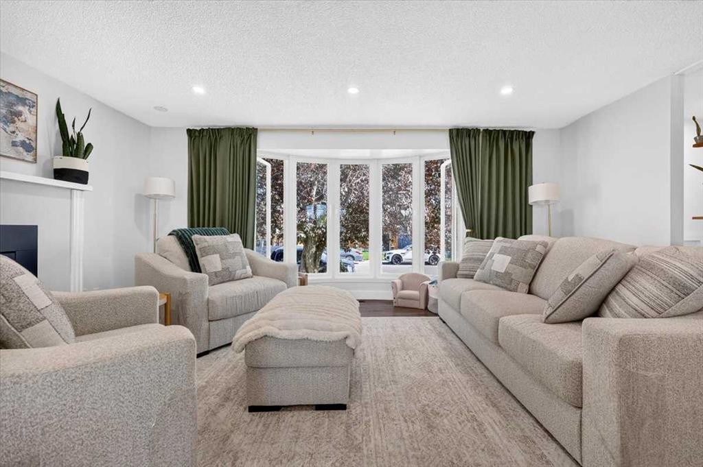 1011 32 Street Se, Calgary, AB