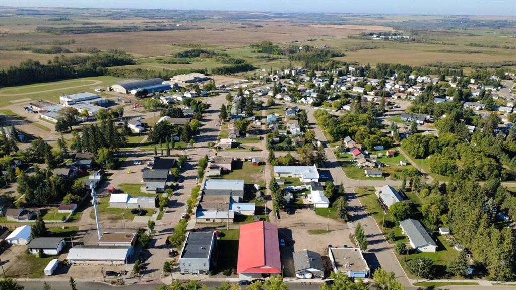 19 Railway Avenue North, Marwayne, AB