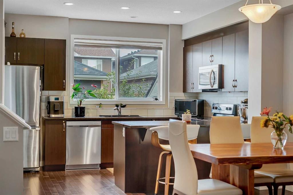 72 Redstone Common Ne, Calgary, AB