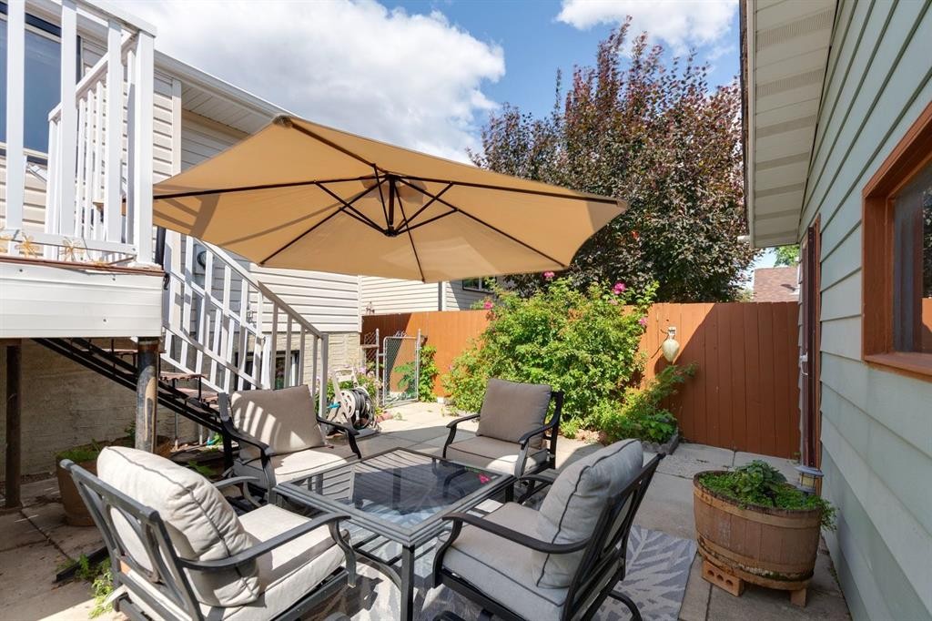 532 Queensland Circle Se, Calgary, AB