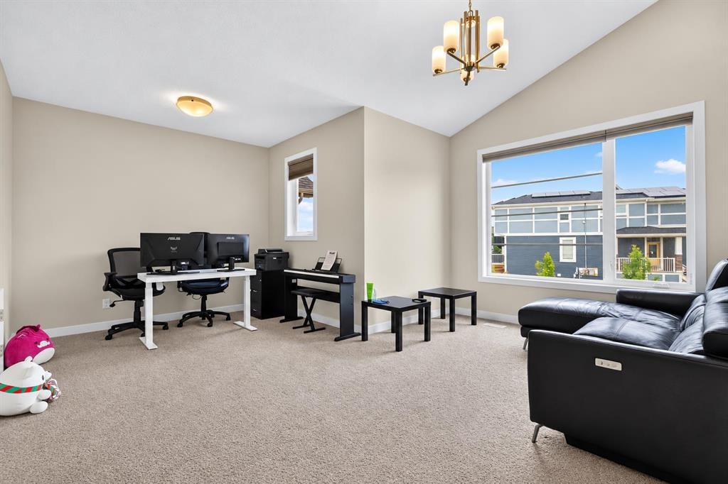 40 Sage Bluff Way Nw, Calgary, AB