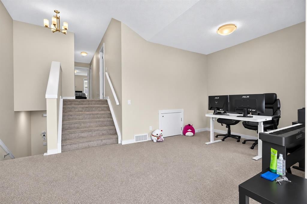 40 Sage Bluff Way Nw, Calgary, AB