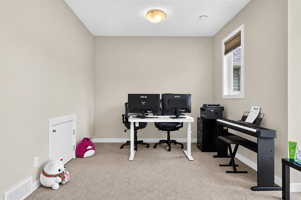 40 Sage Bluff Way Nw, Calgary, AB