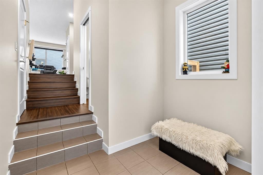 40 Sage Bluff Way Nw, Calgary, AB