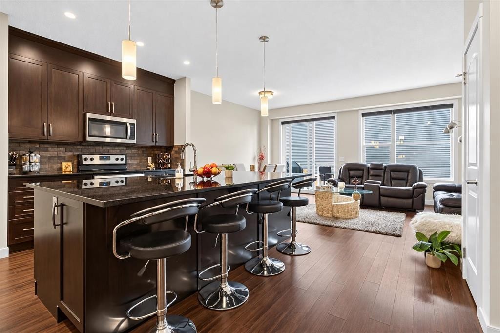 40 Sage Bluff Way Nw, Calgary, AB