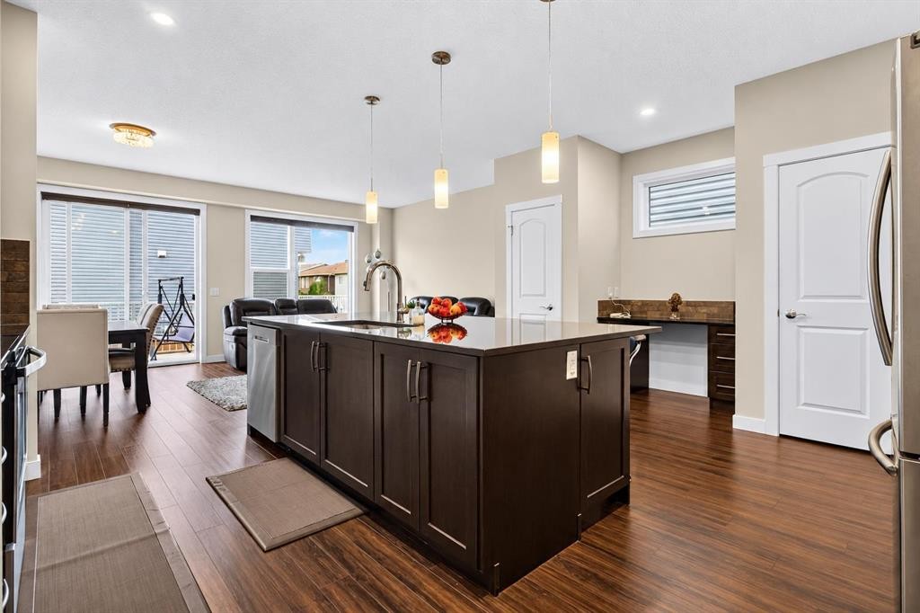 40 Sage Bluff Way Nw, Calgary, AB