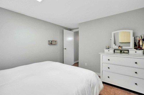 158 Rundleview Close Ne, Calgary, AB 