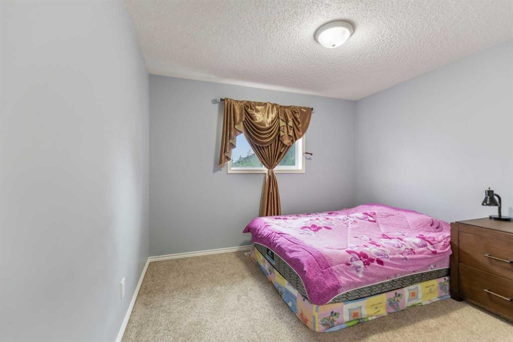 148 Springmere Way, Chestermere, AB