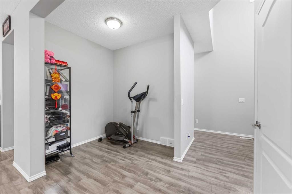 148 Springmere Way, Chestermere, AB