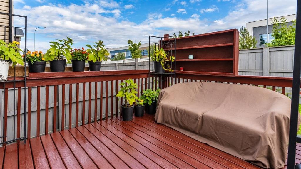 226 Saddlecrest Close, Calgary, AB