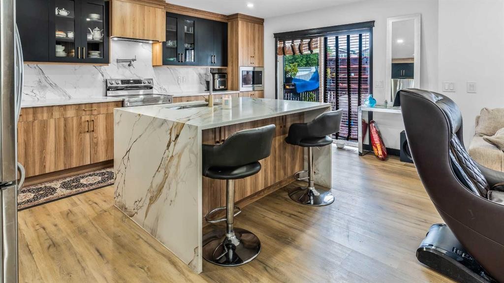 226 Saddlecrest Close, Calgary, AB