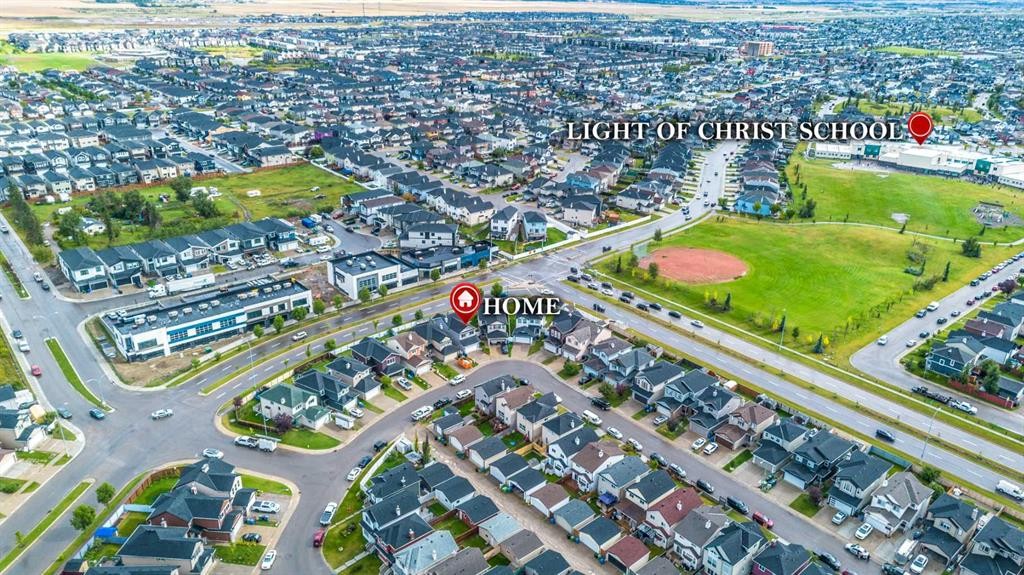 226 Saddlecrest Close, Calgary, AB