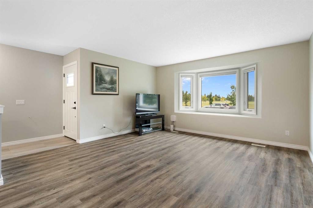 5259 Rundleview Road Ne, Calgary, AB