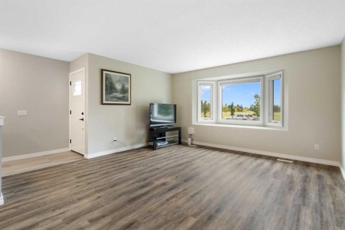 5259 Rundleview Road Ne, Calgary, AB 
