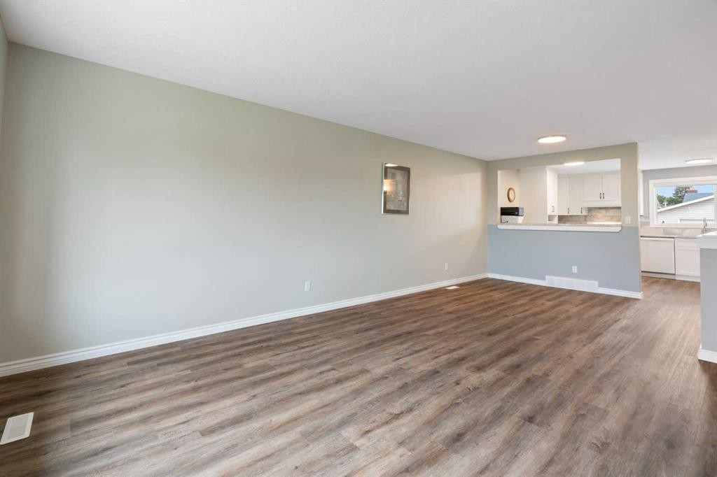 5259 Rundleview Road Ne, Calgary, AB