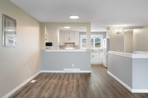 5259 Rundleview Road Ne, Calgary, AB 