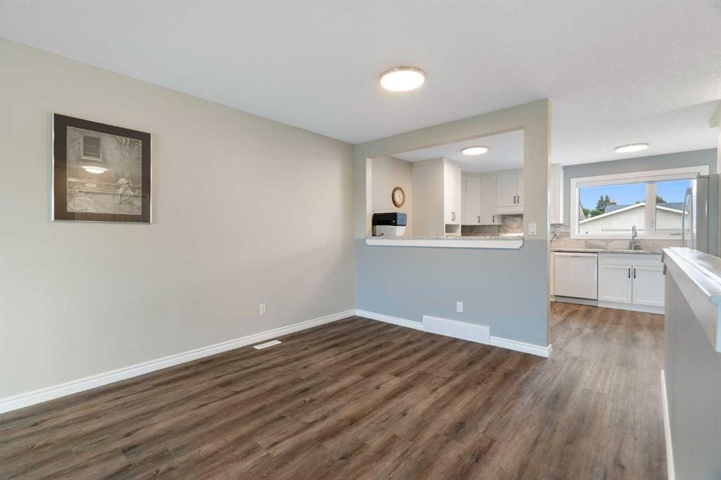 5259 Rundleview Road Ne, Calgary, AB