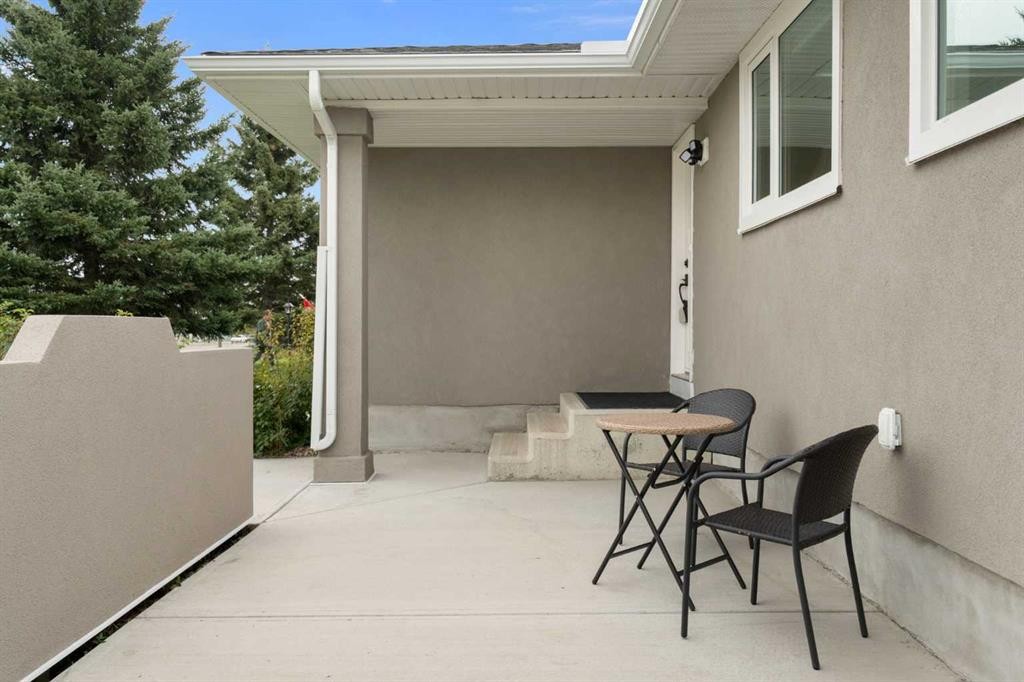 5259 Rundleview Road Ne, Calgary, AB