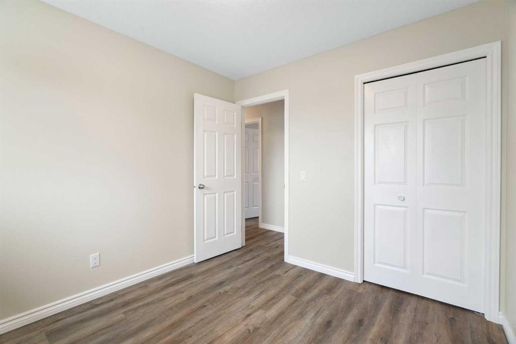 5259 Rundleview Road Ne, Calgary, AB