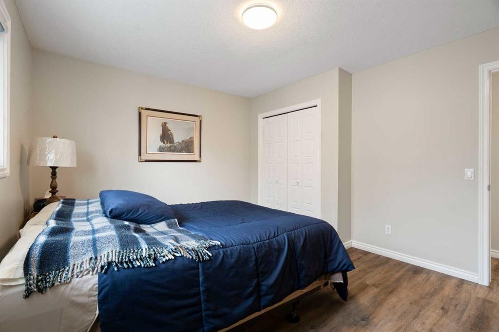 5259 Rundleview Road Ne, Calgary, AB