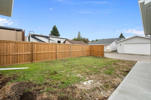 5259 Rundleview Road Ne, Calgary, AB 