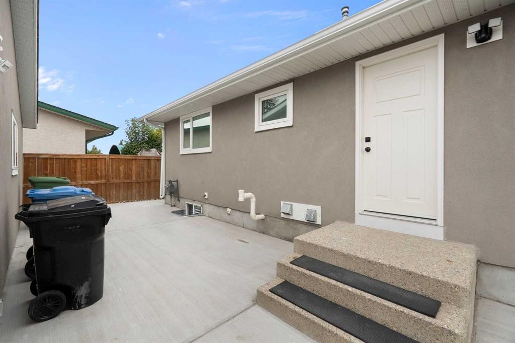 5259 Rundleview Road Ne, Calgary, AB