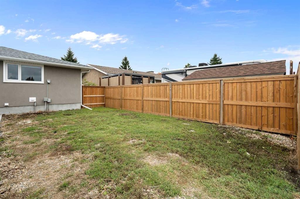 5259 Rundleview Road Ne, Calgary, AB