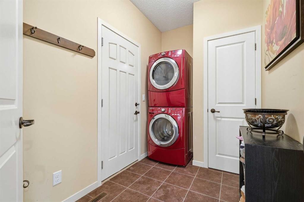 160 Brightoncrest Manor Se, Calgary, AB